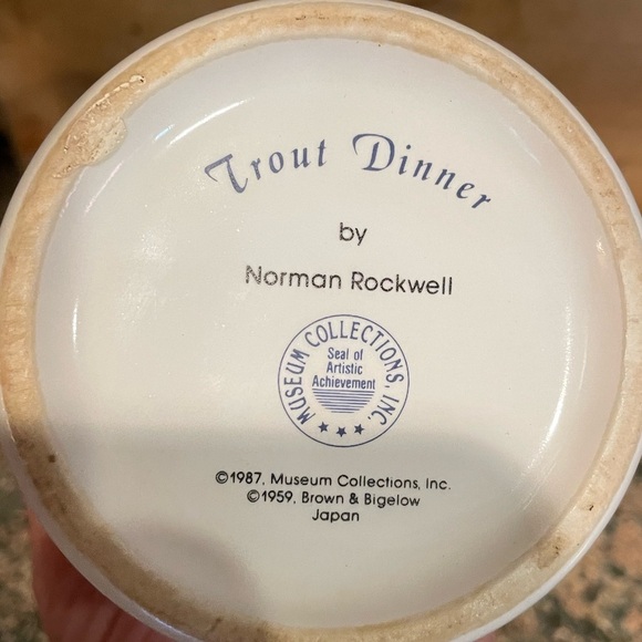 Vintage 1987 Norman Rockwell  Trout Dinner  coffee mug - Picture 3 of 4